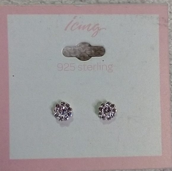 Icing sterling silver cz earrings flower 💐🌹 floral - Picture 1 of 5